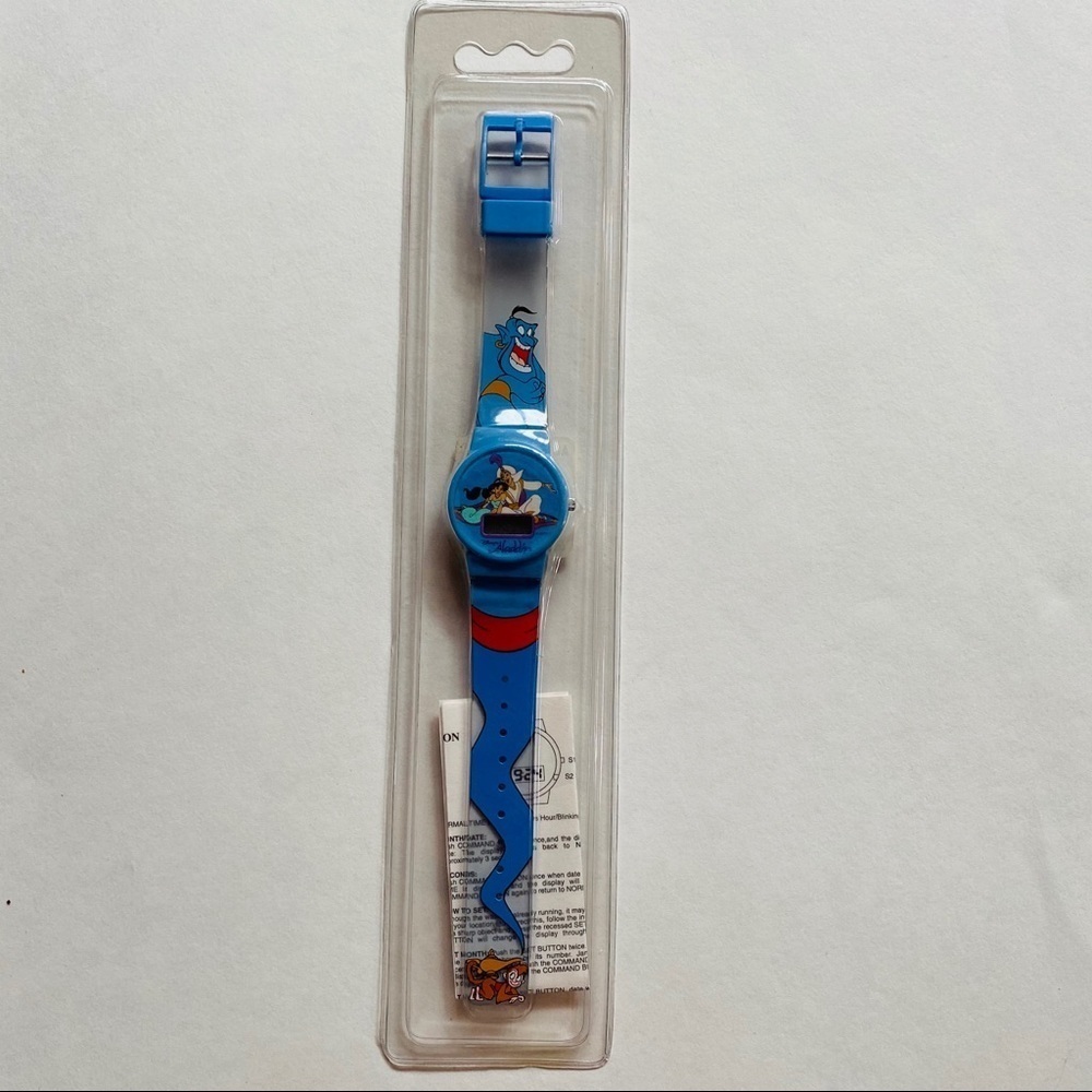 Disney Reto Aladdin Genie Jasmine Watch - Picture 2 of 9